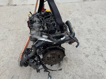 -----CHRYSLER VOYAGER 2.8 CRD----- - 4