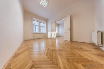 4i (93,5m2) byt v histrorickom centre Bratislavy - Tallerova - 4
