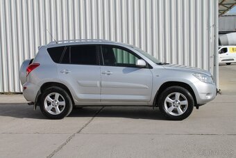 Toyota RAV4 2.0 VVT-i možný odpočet DPH - 4