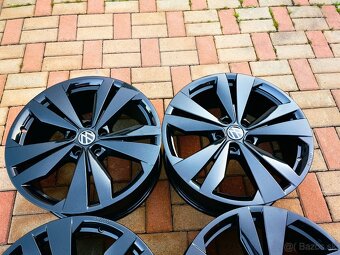 Volkswagen id4,id3,Cupra,Tiguan,Seat,Škoda,Passat 5x112 r19 - 4