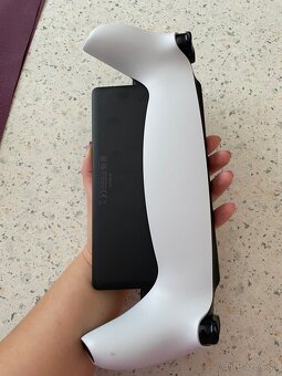 Playstation Portal - 4