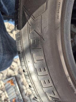 235/55R17 zettex - 4