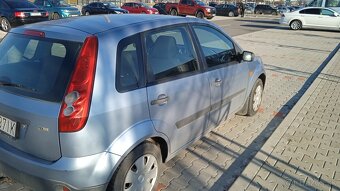 Ford Fiesta - 4