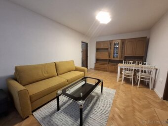 Na prenájom - 2 izb.byt Handlová - 4