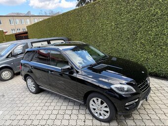 Mercedes ML350 Bluetec 4matic - 4