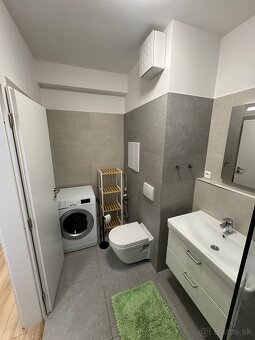 2 izbový byt + 2x parkovacie státie - 4