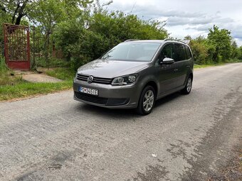 Volkswagen Touran 1.6 TDI BlueMotion Technology Comfortline - 4