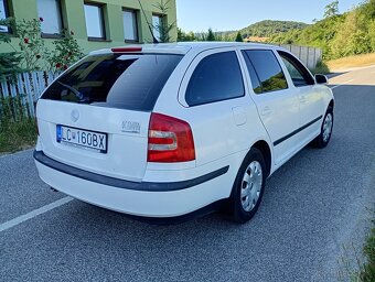 Predám škoda Octavia 2 Combi - 4
