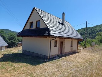 Na predaj chata novostavba pri Novej Bani - 4