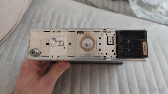 Originalne radio VW alpha s kodom - 4