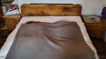 Masívna Spálňova zostava z Orecha - 4