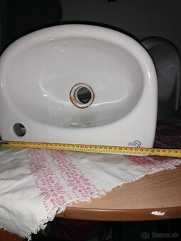 UMÝVADLO - 4