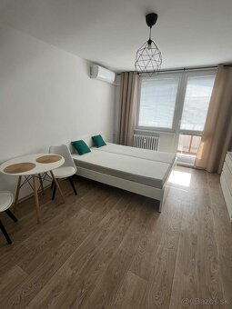 Prenájom garsónky s balkónom v Skalici - 4