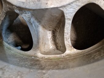 Mitsubishi Pajero r15 - 4