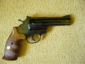 Predám revolver alfa steel 2241 - 4