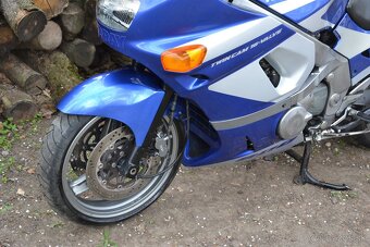 Kawasaki ZZR 600 - 4