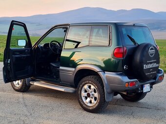 Nissan Terrano 3.0Di Turbo - 4
