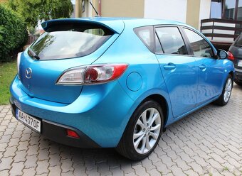 • MAZDA 3 1.6i, 77 kW, Benzín, 5-st. manuál, r.v. 2009 • - 4