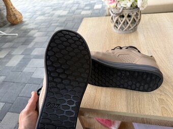 Fox Union flat velkost 44 nove - 4