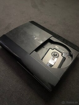 PS3 Super Slim + 18 hier + 2 ovládače – FIFA, CoD, GT6, SSX - 4