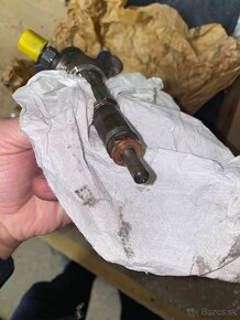 Darujem pokazený vstrekovač Continental 9674973080 - 4