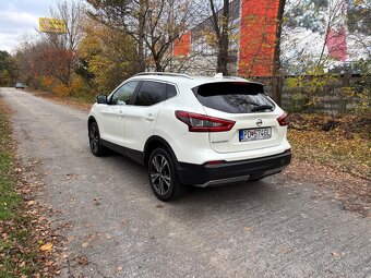 Nissan Qashqai 1.6 dCi 130 Tekna+ Xtronic - 4