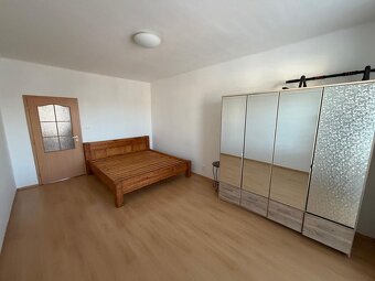 PREDAJ - 2-izbový byt na ulici M.R. Štefánika, Žiar nad Hron - 4