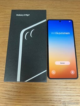 Predám SAMSUNG GALAXY Z FLIP 7, 12GB/256GB, TOP, ZARUKA SK - 4