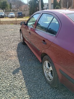 Škoda Octavia 1.8 benzín - 4