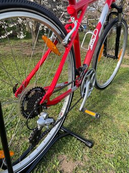Trekingovy bicykel GT - 4