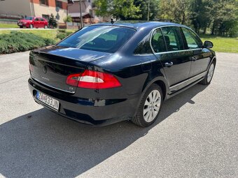 Škoda Superb 2.0 TDI DSG 2011 - 4
