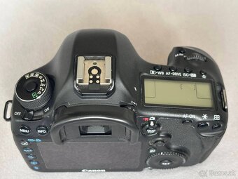 Canon EOS 5D Mark III - 4