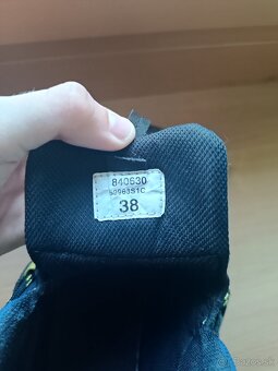 Turistické topánky značky QUECHUA - 4
