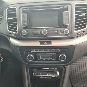 VW Sharan 4x4 - 4