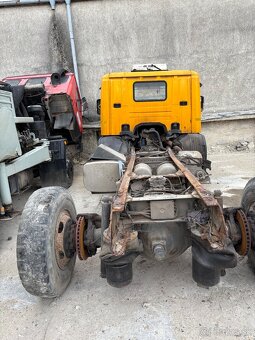 Predam Scania P94 220 - 4
