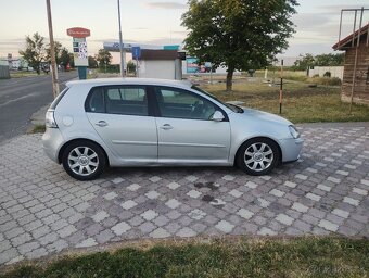 Volkswagen Golf V, 1.9tdi, 77 kw, rv2004 - 4