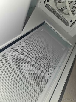 NZXT H7 Flow white - 4