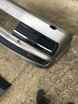 predni naraznik vw t6 15-19 maska mrizky - 4