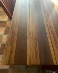 Jedálenský stôl z masívneho dreva - 4