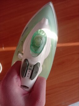 Žehlička naparovacia Philips - 4