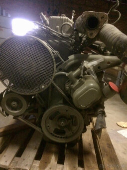 Motor BELARUS .4 valec vzduchom chladený 40 Kw // Nový - 4