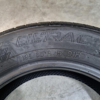 Letné pneumatiky 195/65 R15 VREDESTEIN DOT0825 - 4