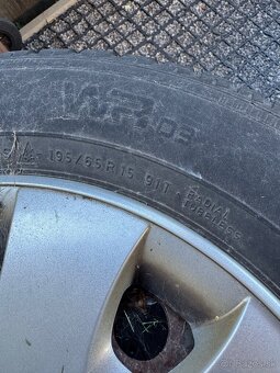 Originálna zimná sada VW - 5x100 r15 + 195/65 R15 - 4