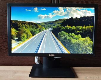 ✔️ usporny LED LCD monitor 19"  VGA DP - 4