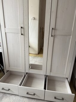 Šatníková skriňa - 4