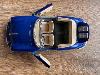 Sběratelský kovový model Porsche 356 B (1961). - 4
