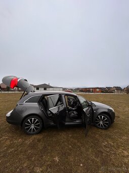 Opel insignia ST - 4