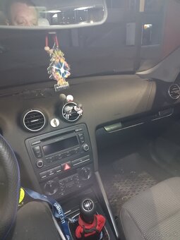 Predám AUDI A3 1.6 benzín 75kw - 4