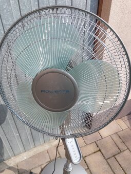 Predám ventilator roventa - 4