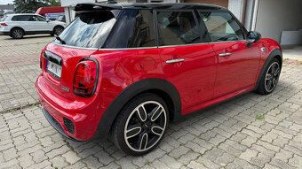 Predám MINI Cooper 1.5 benzín, 1499cm3, 100kW - 4